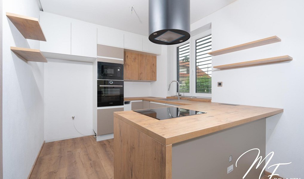 Prodej domu 106 m² s pozemkem 278 m², Chrást – náhled fotky 9
