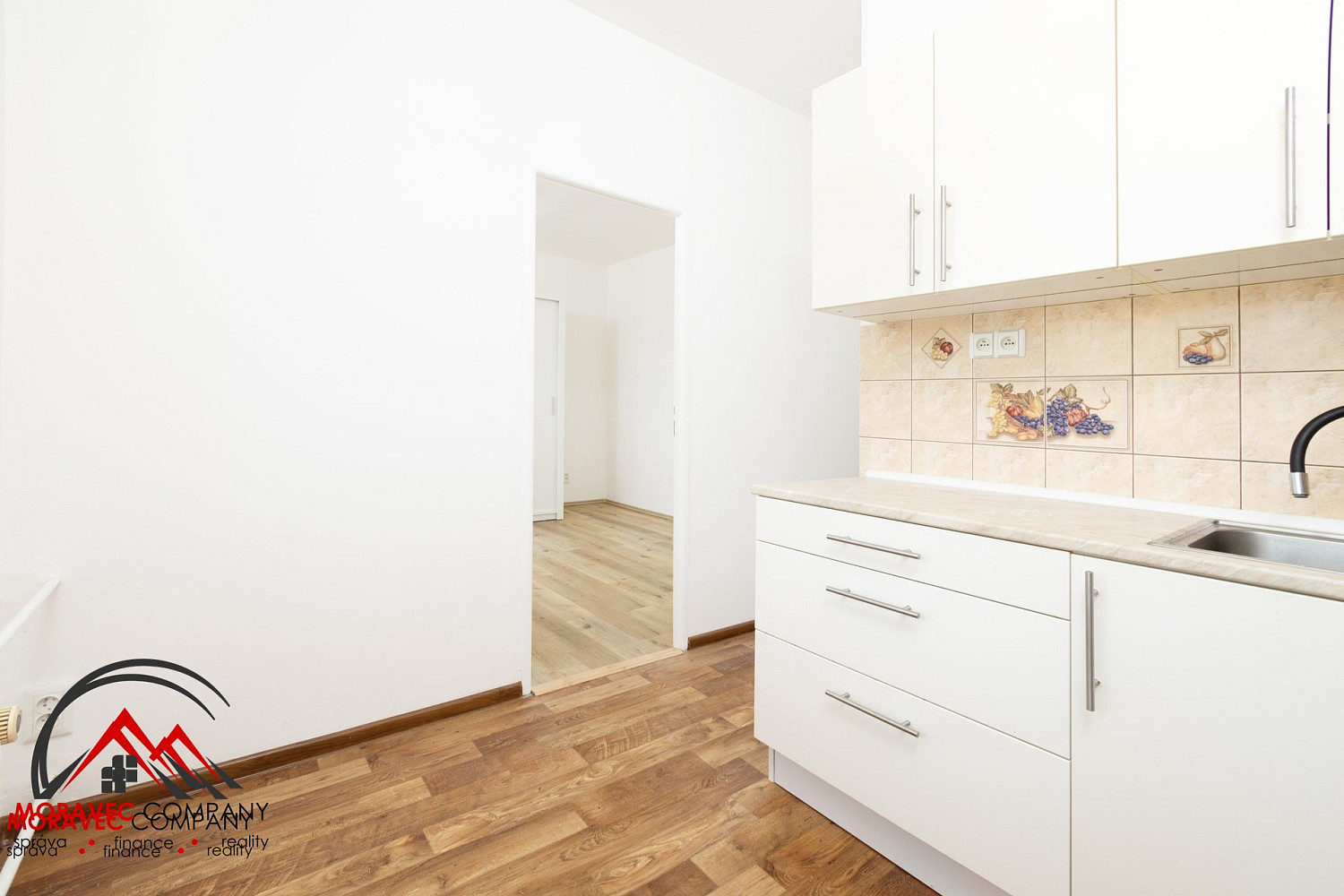Pronájem bytu 3+1 72 m² – fotografie 2