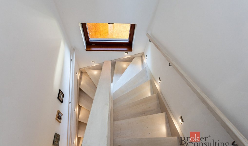 Prodej domu 200 m² s pozemkem 926 m², Nové Město na Moravě – náhled fotky 17