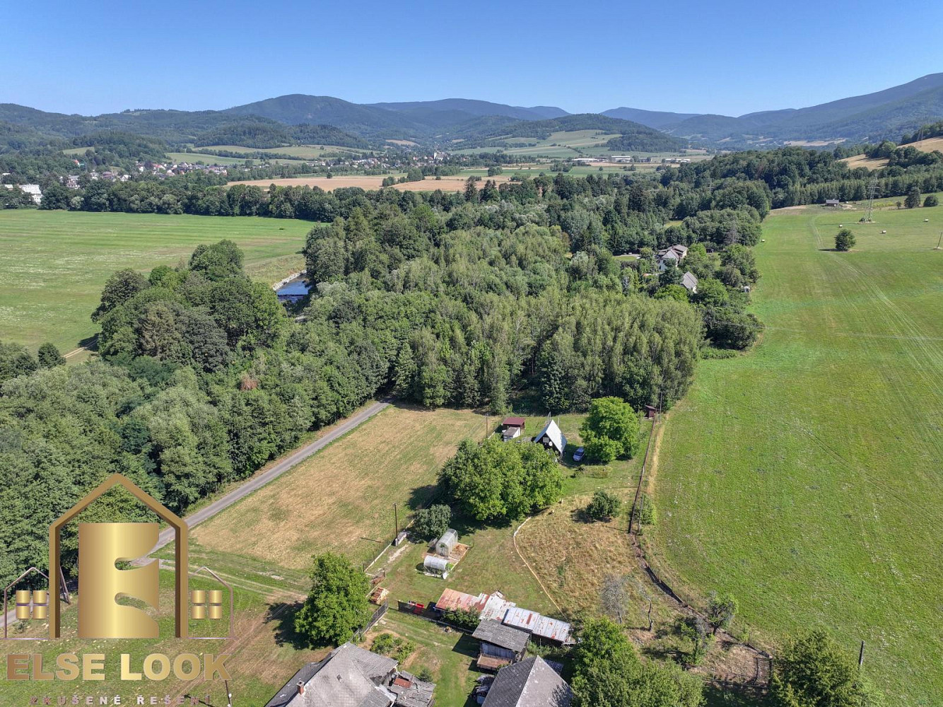 Prodej stavebního pozemku 1 227 m² – fotografie 4