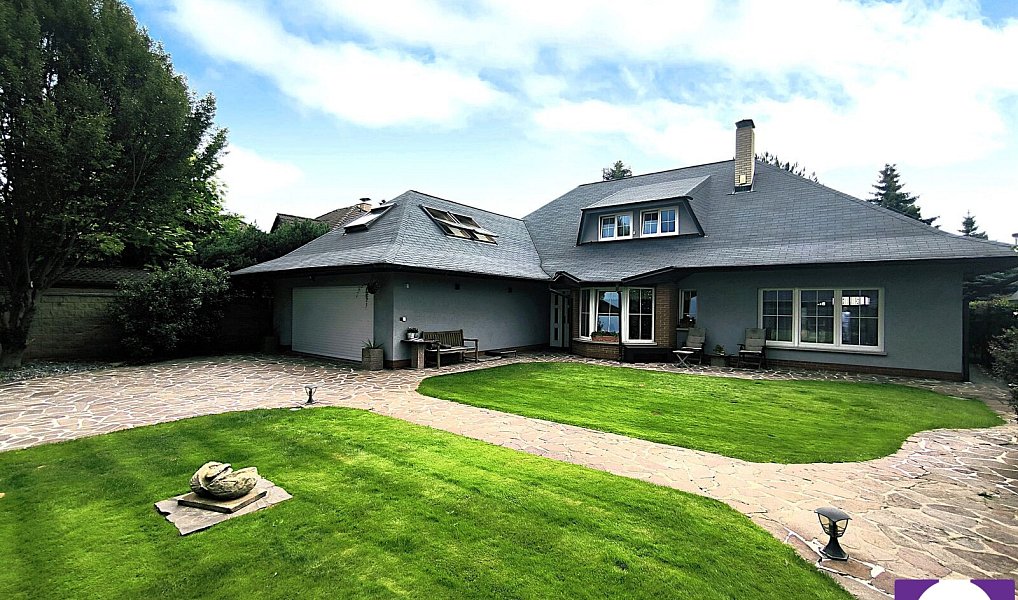Prodej domu 340 m² s pozemkem 1 126 m², Psáry – náhled fotky 2