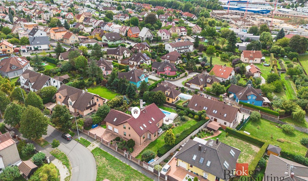 Prodej domu 322 m² s pozemkem 1 262 m², Plzeň – náhled fotky 49