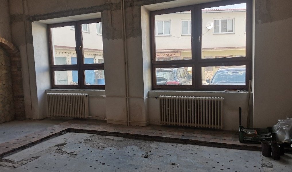 Pronájem obchodních prostor 80 m², Pardubice – náhled fotky 3