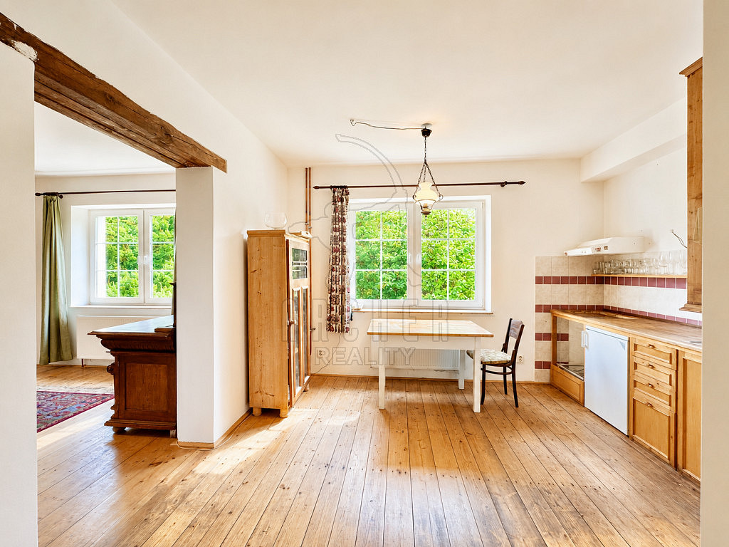 Prodej domu 260 m² s pozemkem 2 048 m² – fotografie 4