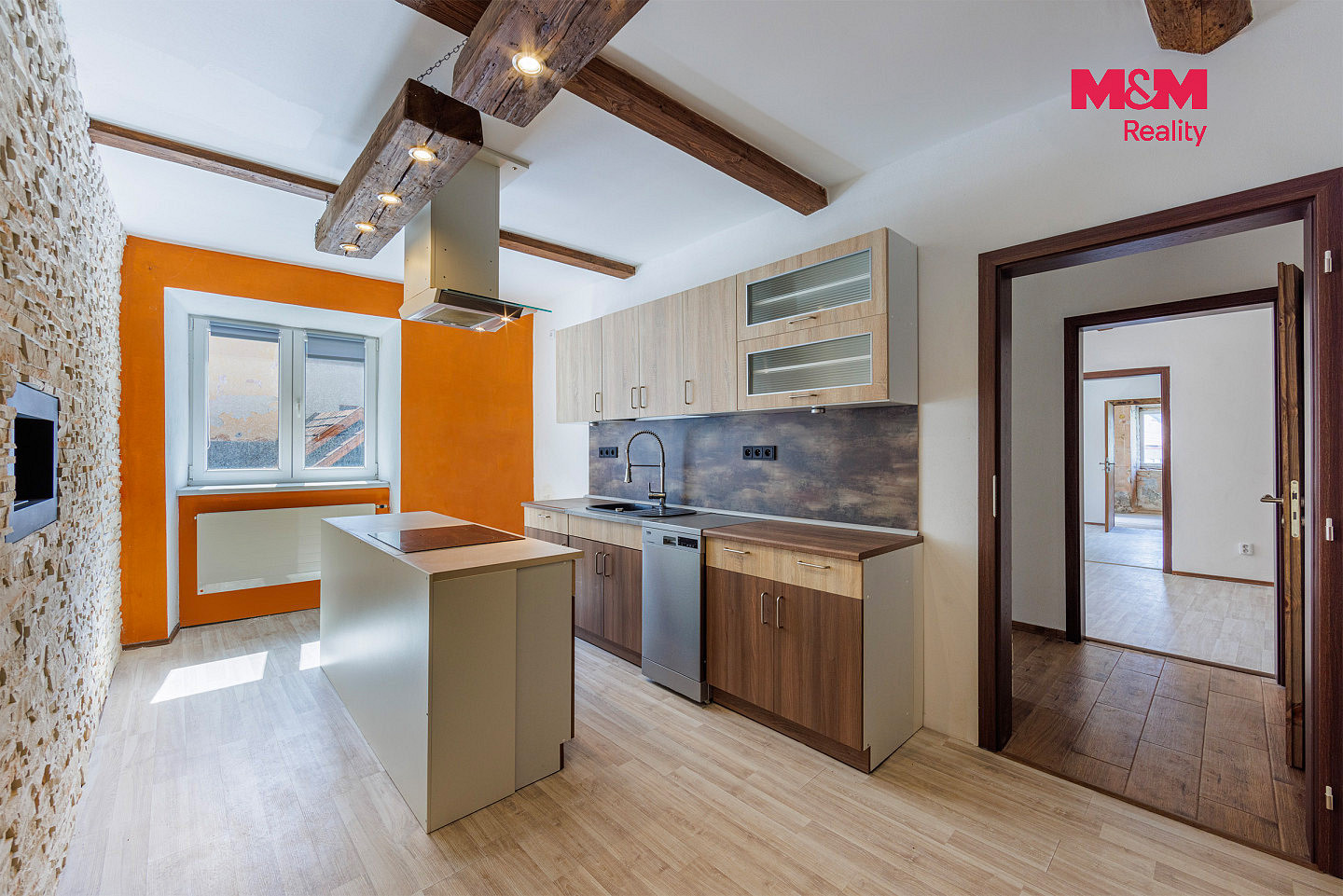 Prodej domu 183 m² s pozemkem 800 m² – fotografie 2