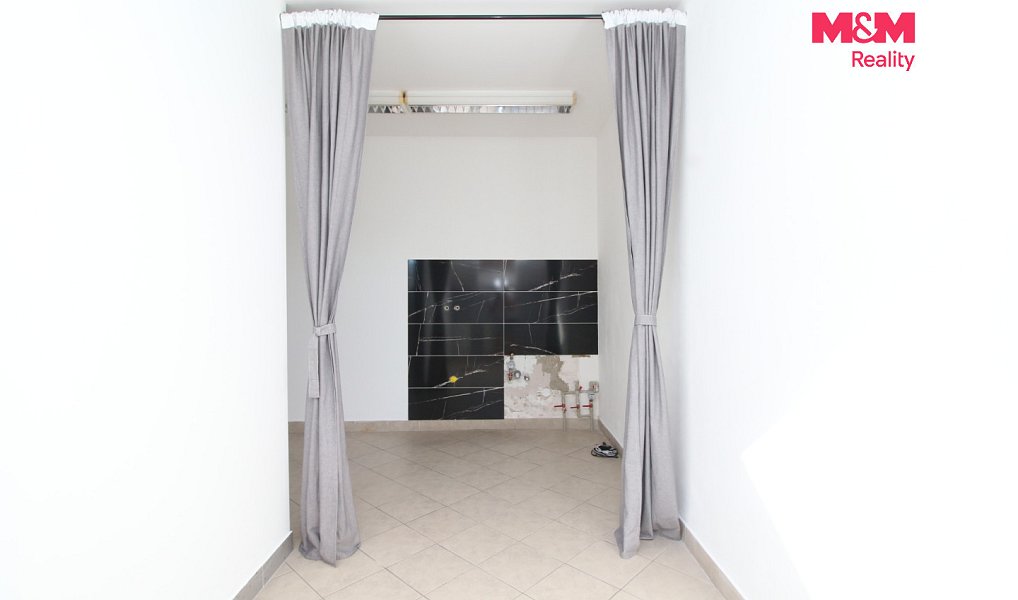Pronájem obchodních prostor 24 m², Chlumec nad Cidlinou – náhled fotky 6