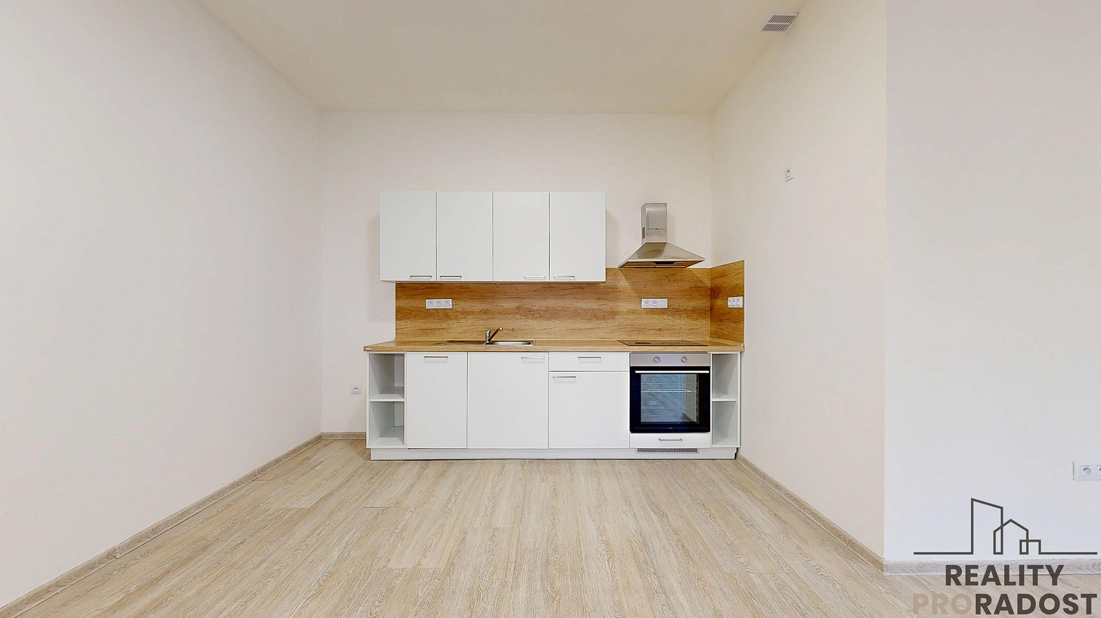 Prodej bytu 2+kk 80 m² — photo 2
