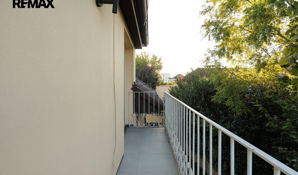 Prodej domu 520 m² s pozemkem 764 m², Roztoky – náhled fotky 21