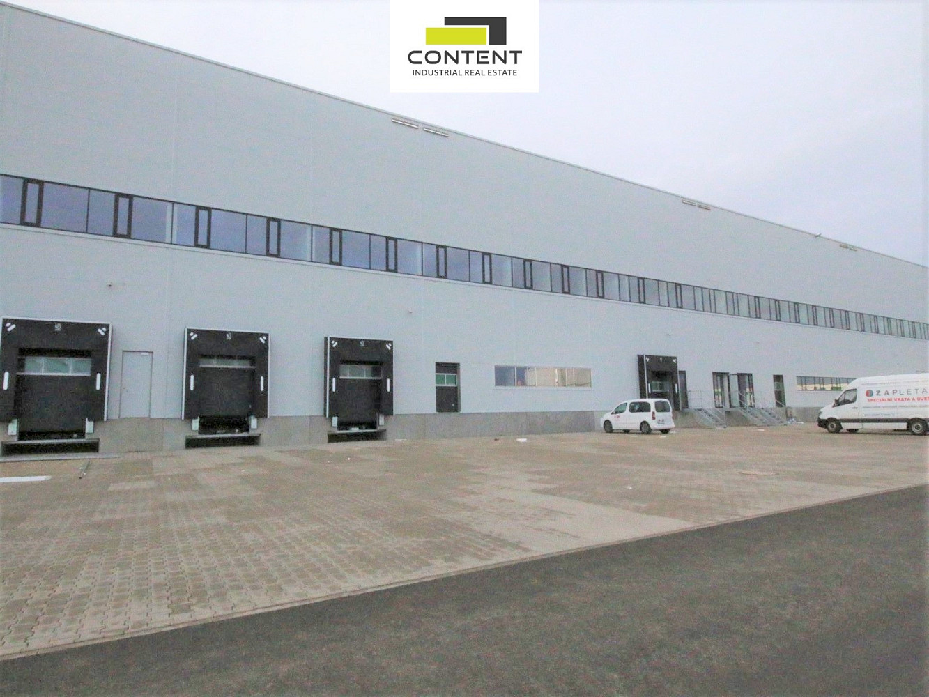 Pronájem výrobních prostor 8 204 m² — photo 2