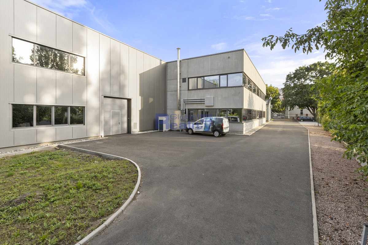 Prodej výrobních prostor 2 133 m² – fotografie 3
