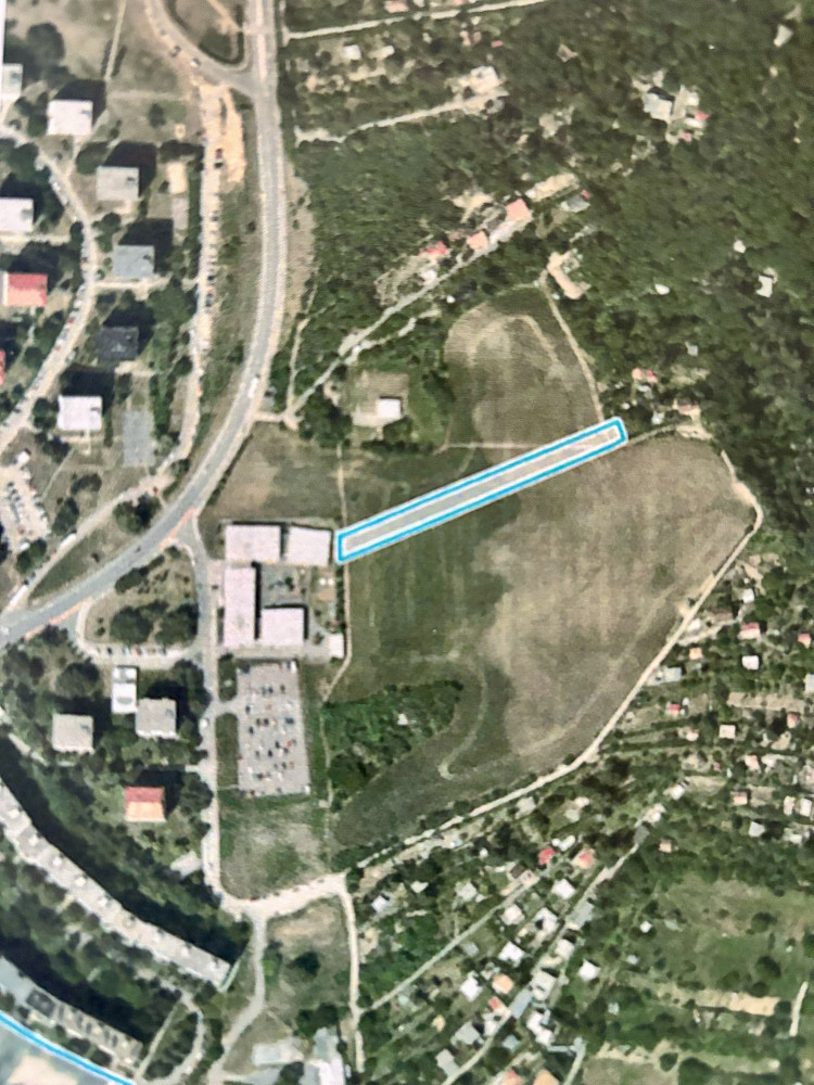 Prodej stavebního pozemku 2 440 m²