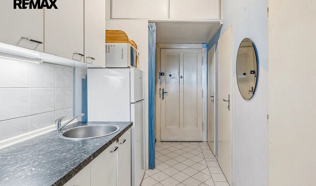 Prodej bytu 1+kk 34 m², Praha – náhled fotky 9