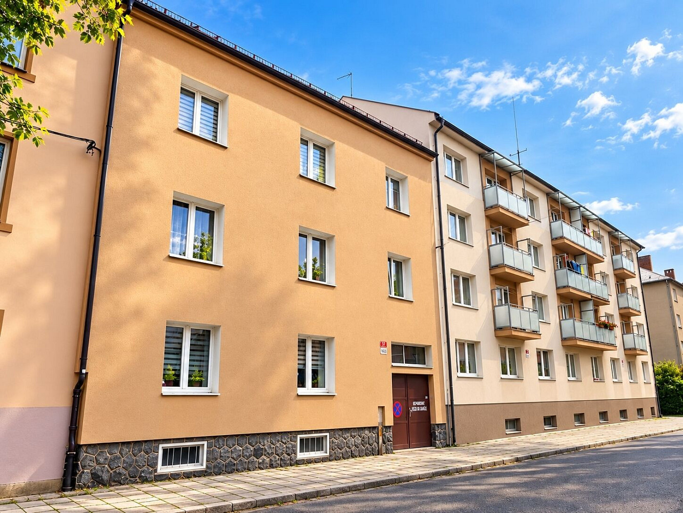Prodej nájemního domu, činžáku 500 m²