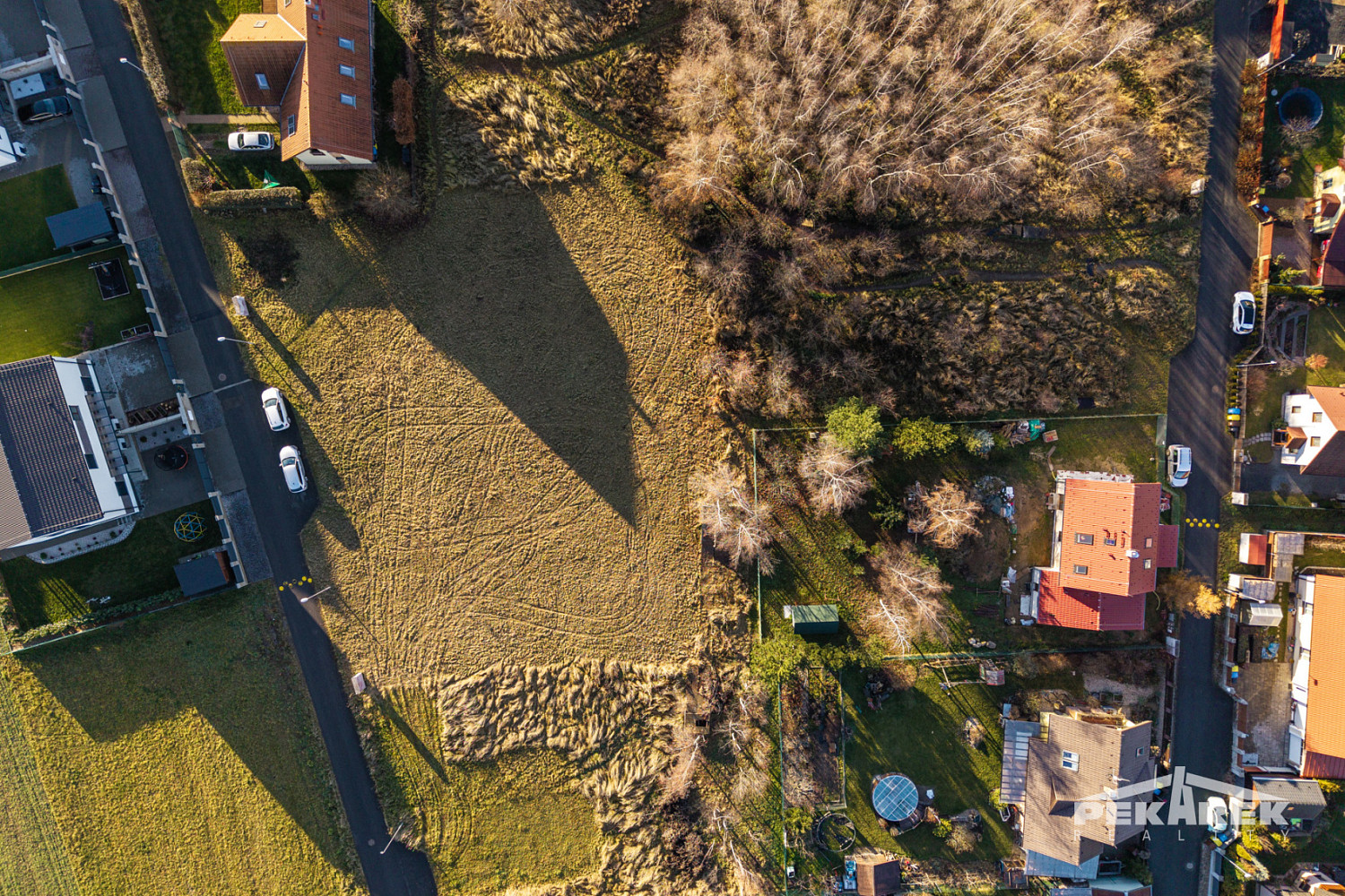 Prodej stavebního pozemku 1 054 m² – pohled 4