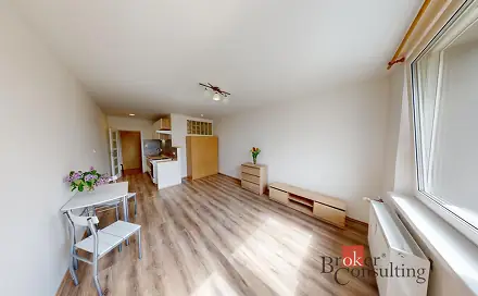 Pronájem bytu 1+kk 28 m²