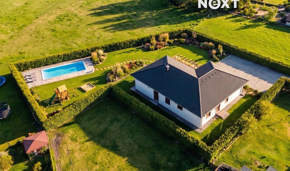 Prodej stavebního pozemku 2 246 m², Pila – náhled fotky 15