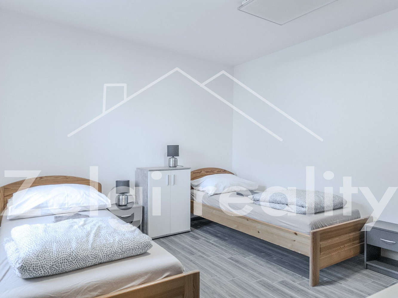 Prodej domu 340 m² s pozemkem 127 m²