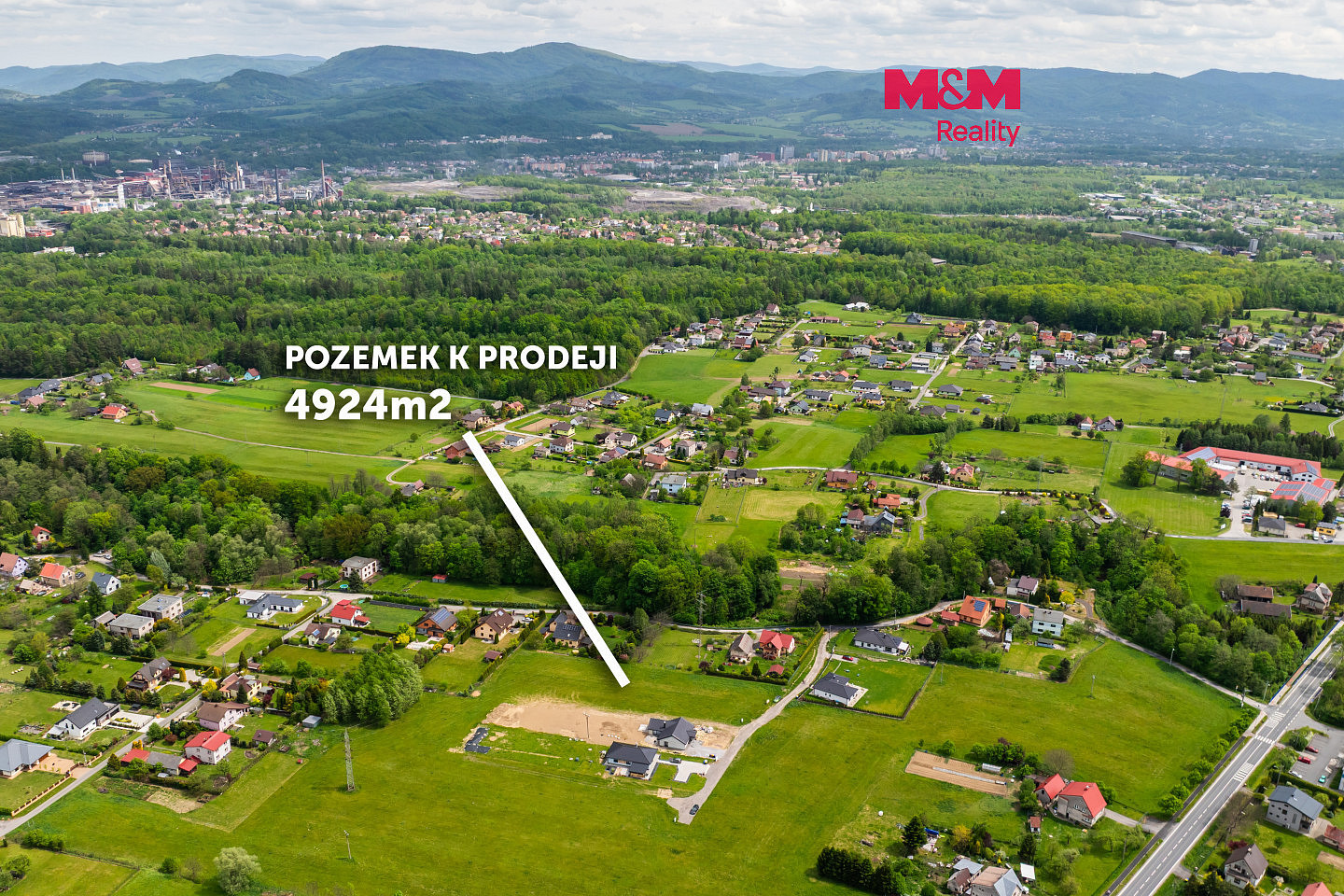 Prodej stavebního pozemku 4 924 m²