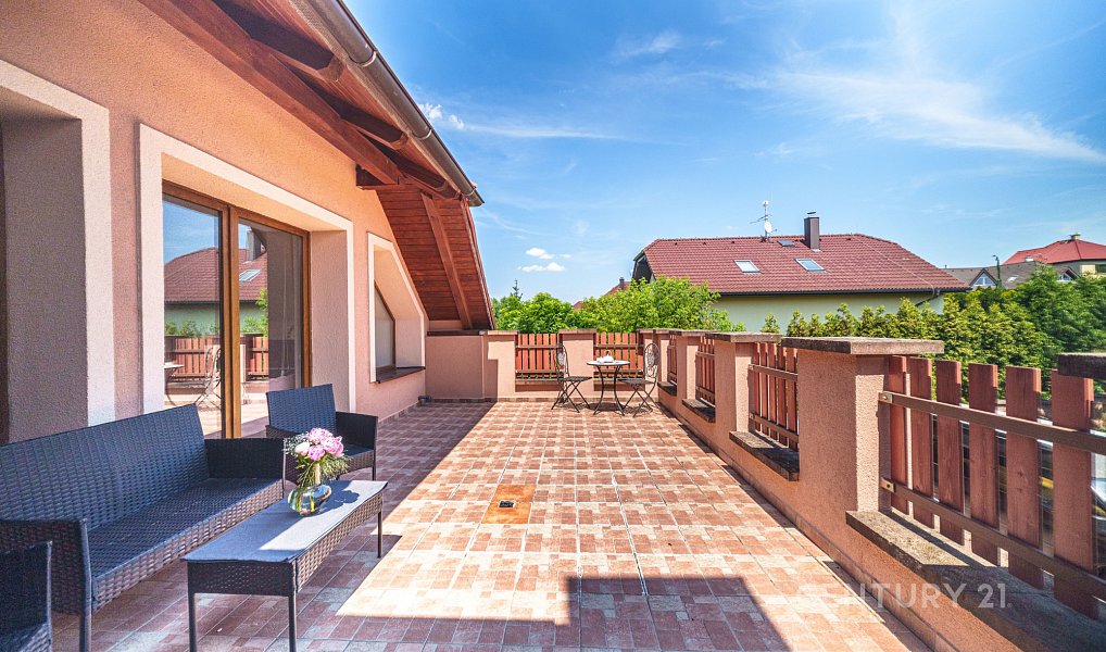 Prodej domu 545 m² s pozemkem 2 148 m², Chlumčany – náhled fotky 39