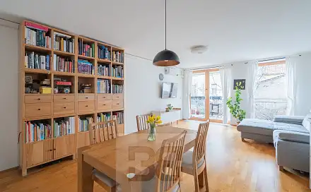 Prodej bytu 3+kk 70 m², Pod hliništěm, Praha 8 - Kobylisy