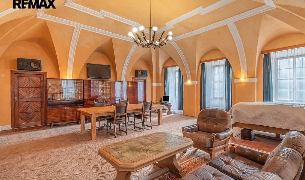 Prodej komerčního objektu (jiného typu) 700 m², Ježovy – náhled fotky 6