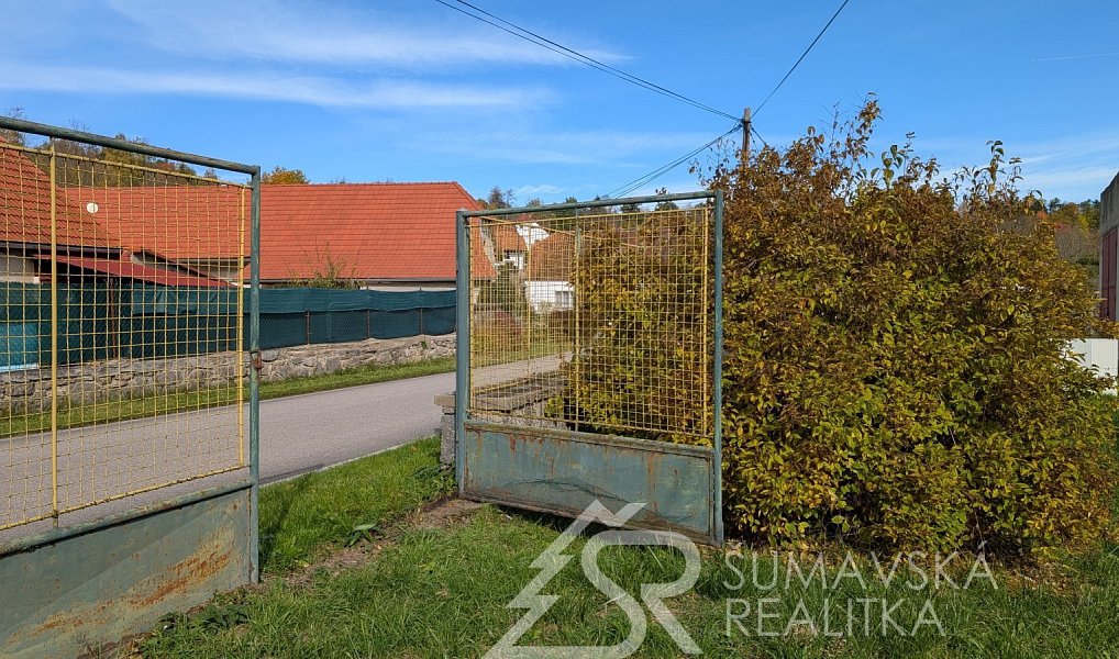 Prodej stavebního pozemku 1 966 m², Volenice – náhled fotky 15