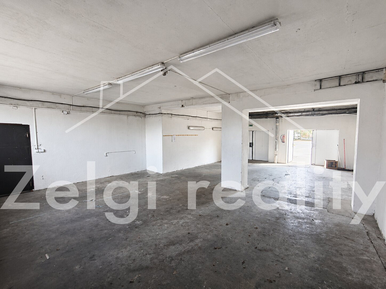 Pronájem skladovacích prostor 112 m² – fotografie 2