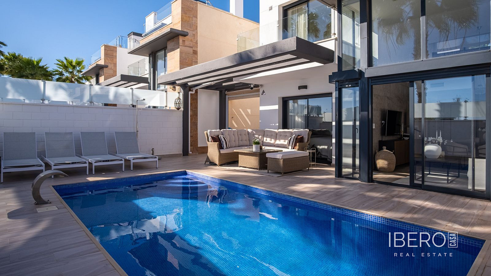 Prodej domu 128 m² s pozemkem 189 m²
