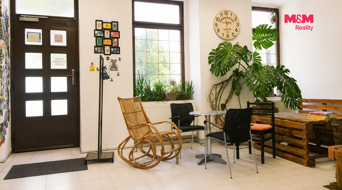 Pronájem obchodních prostor 153 m² – fotografie 3