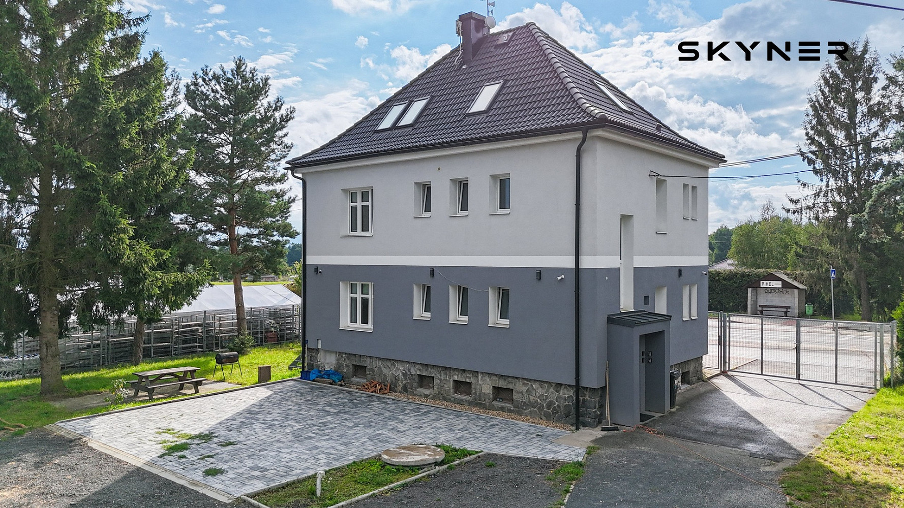 Prodej domu 276 m² s pozemkem 895 m² – pohled 6