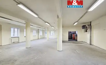 Pronájem obchodních prostor 157 m², Studentská, Karlovy Vary - Doubí