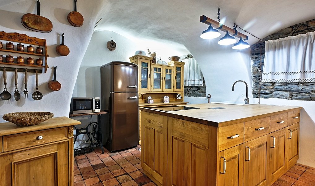 Prodej chaty/chalupy 186 m² s pozemkem 1 522 m², Poniklá – náhled fotky 6
