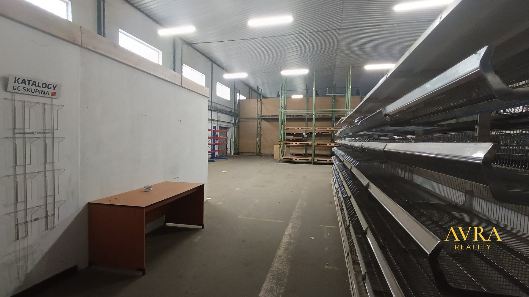 Pronájem skladovacích prostor 300 m² – fotografie 5