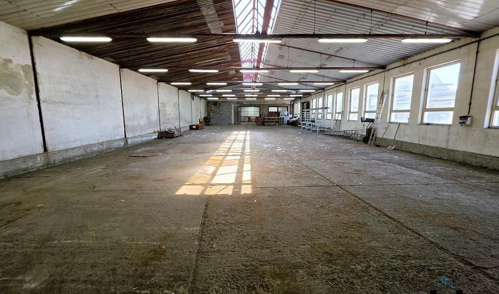 Prodej výrobních prostor 1 965 m², Bílina – náhled fotky 17