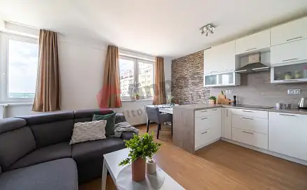 Pronájem bytu 2+kk 46 m², Praha 7 - Troja