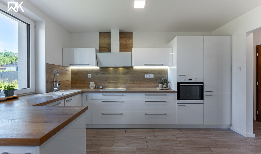 Prodej domu 162 m² s pozemkem 377 m², Kolín – náhled fotky 9