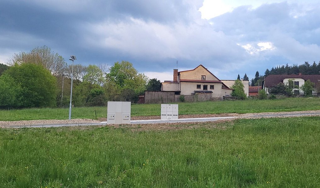 Prodej stavebního pozemku 835 m², Popovice – náhled fotky 5