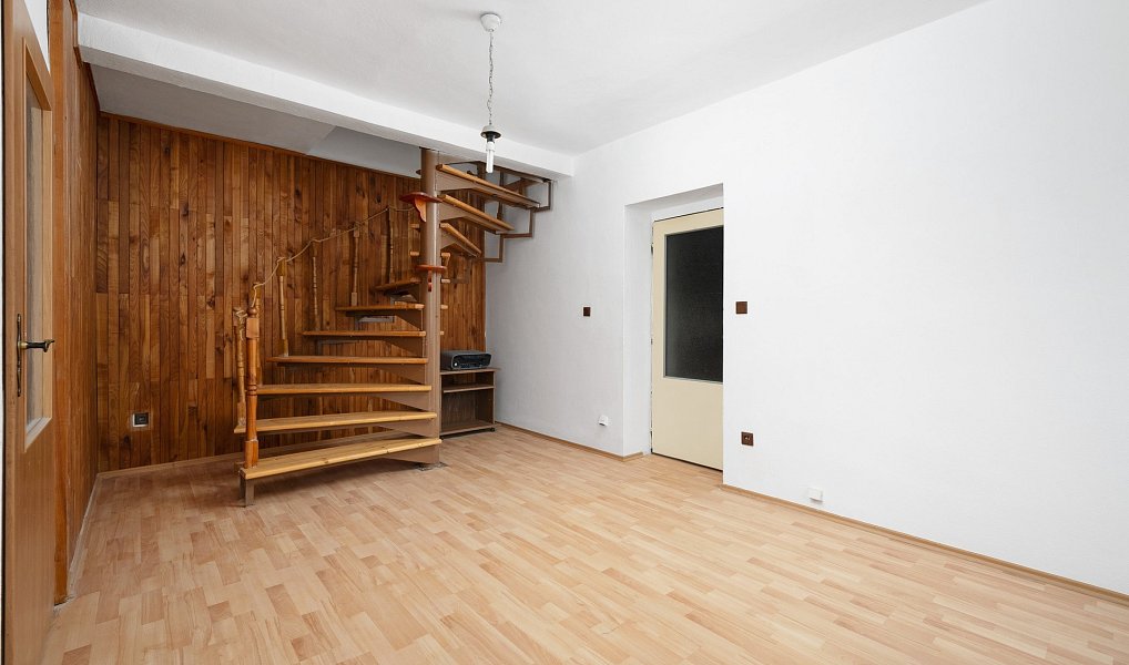 Prodej domu 127 m² s pozemkem 228 m², Pohořelice – náhled fotky 3