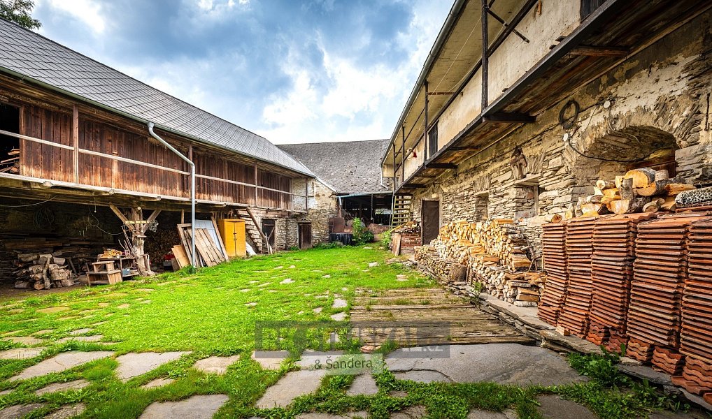 Prodej chaty/chalupy 600 m² s pozemkem 3 209 m², Rožmitál na Šumavě – náhled fotky 8