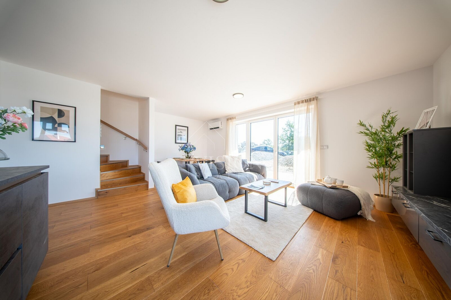 Prodej domu 149 m² s pozemkem 411 m² – fotografie 3