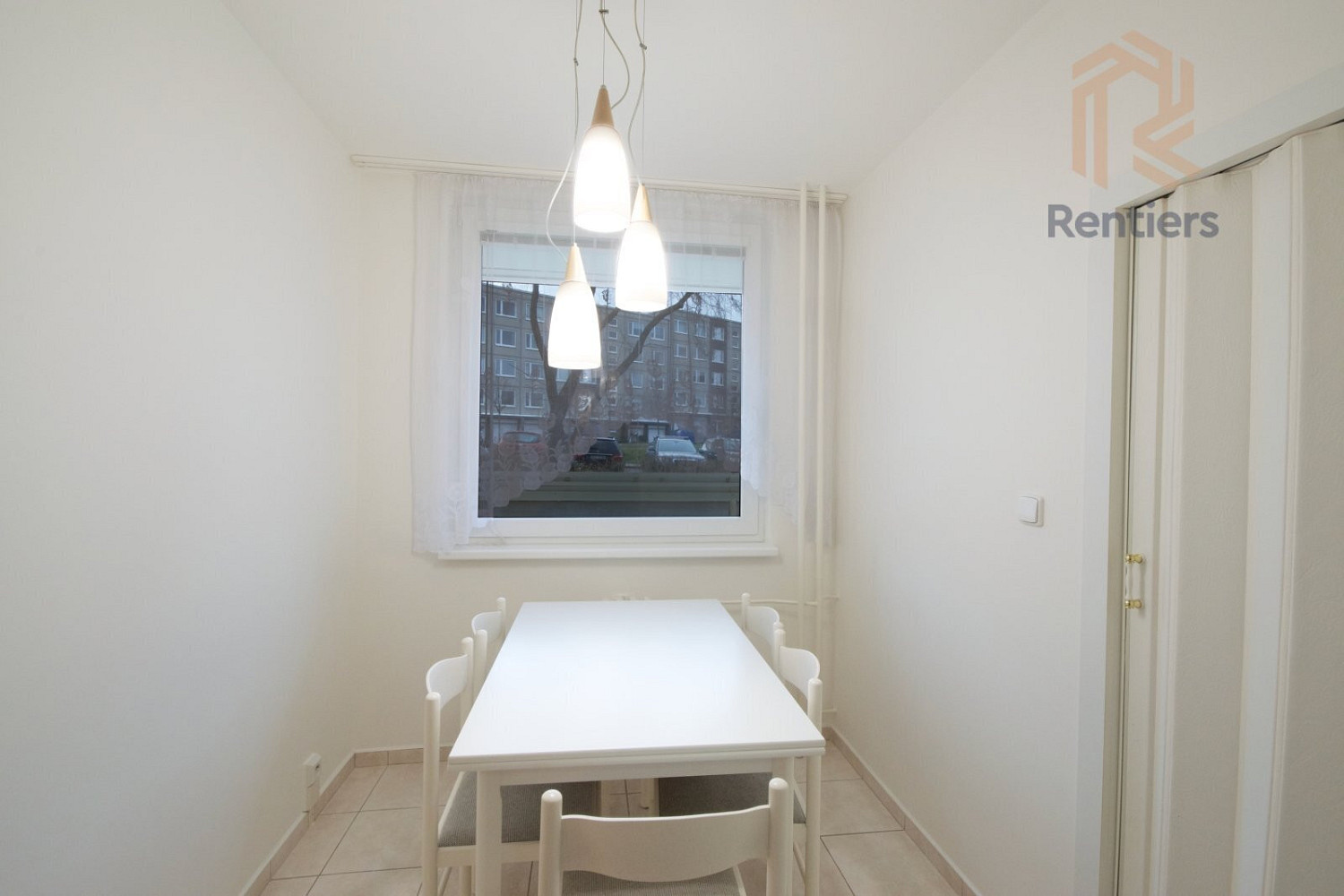 Pronájem bytu 4+1 85 m² — photo 3