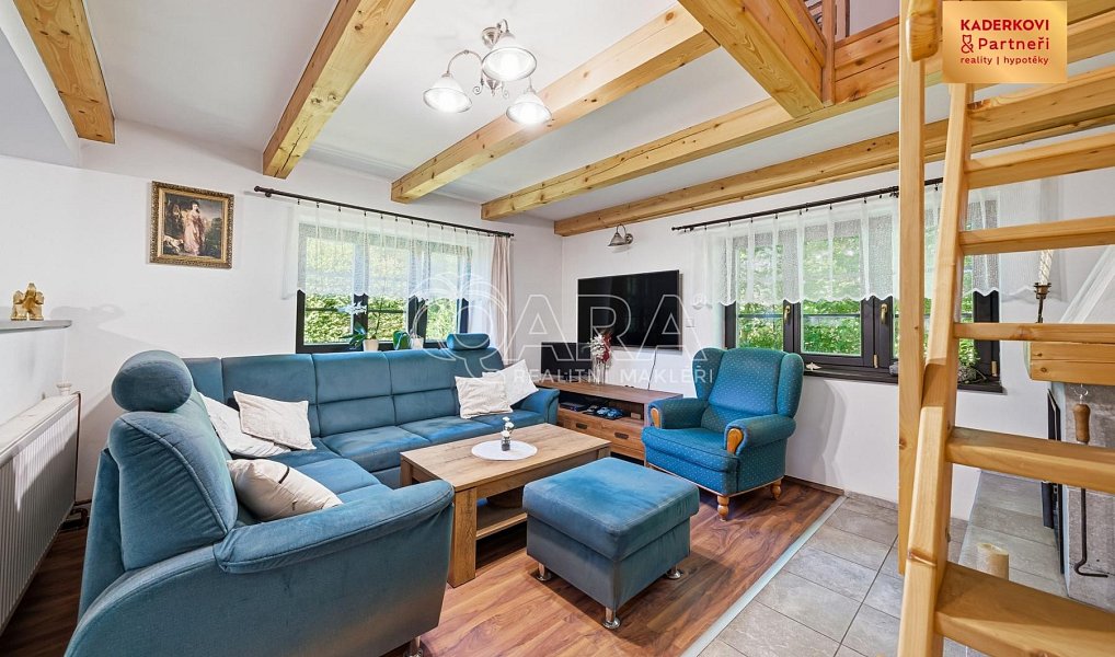 Prodej domu 154 m² s pozemkem 1 408 m², Buková – náhled fotky 2