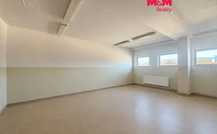 Pronájem kanceláře 3 000 m², Libušina, Teplice