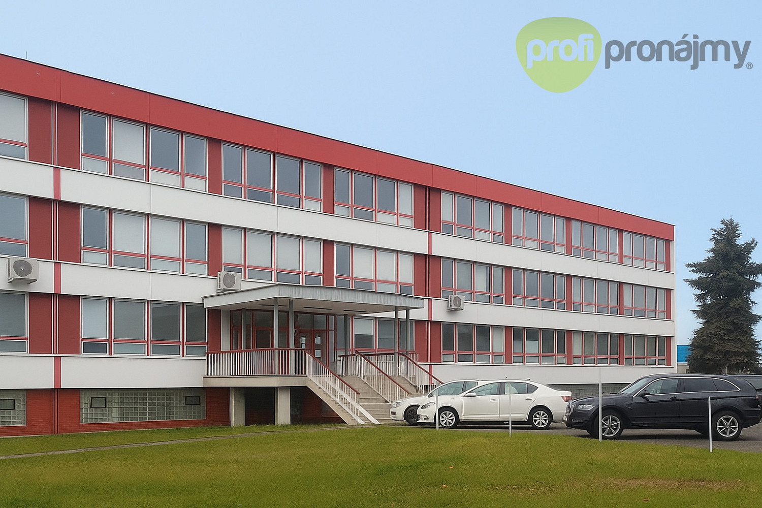 Pronájem obchodních prostor 230 m²