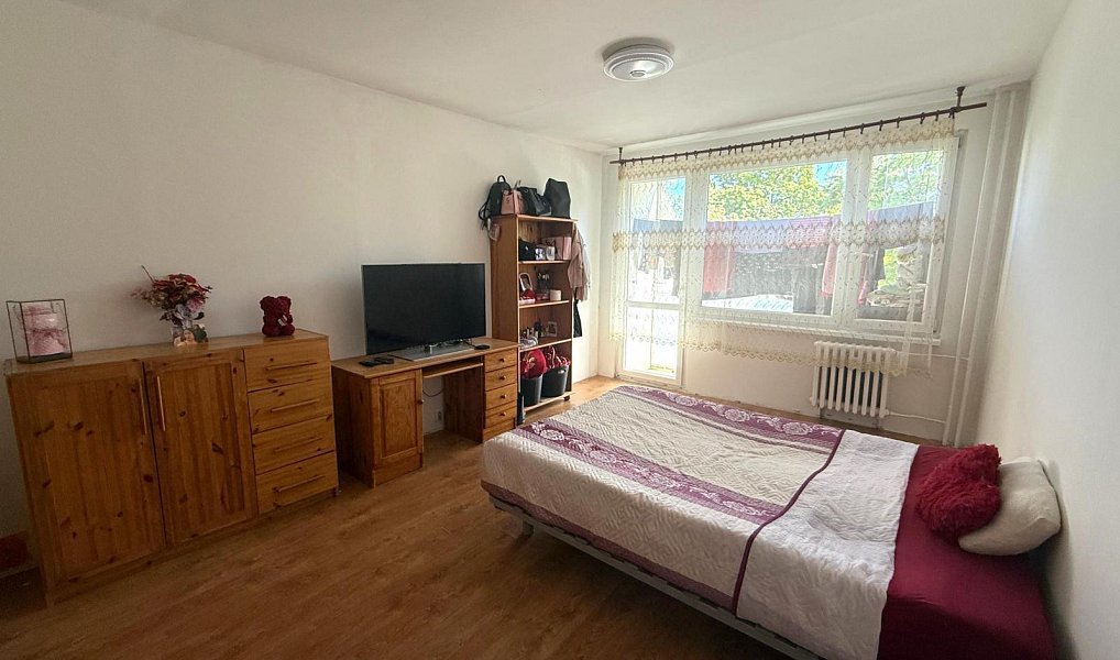 Prodej bytu 3+1 68 m², Krupka – náhled fotky 10
