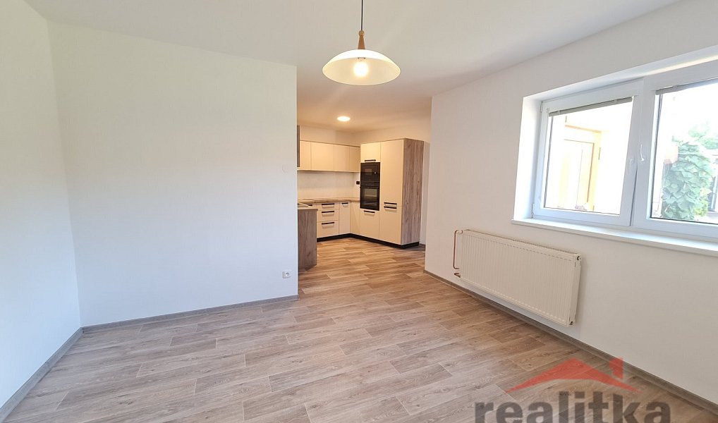 Prodej domu 334 m² s pozemkem 533 m², Opava – náhled fotky 27