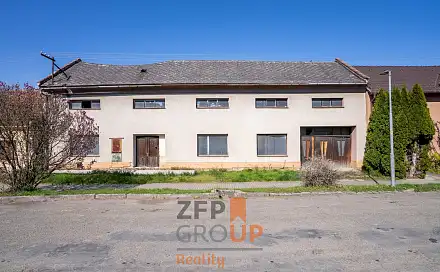 Prodej domu 252 m² s pozemkem 861 m², Bezměrov, okres Kroměříž