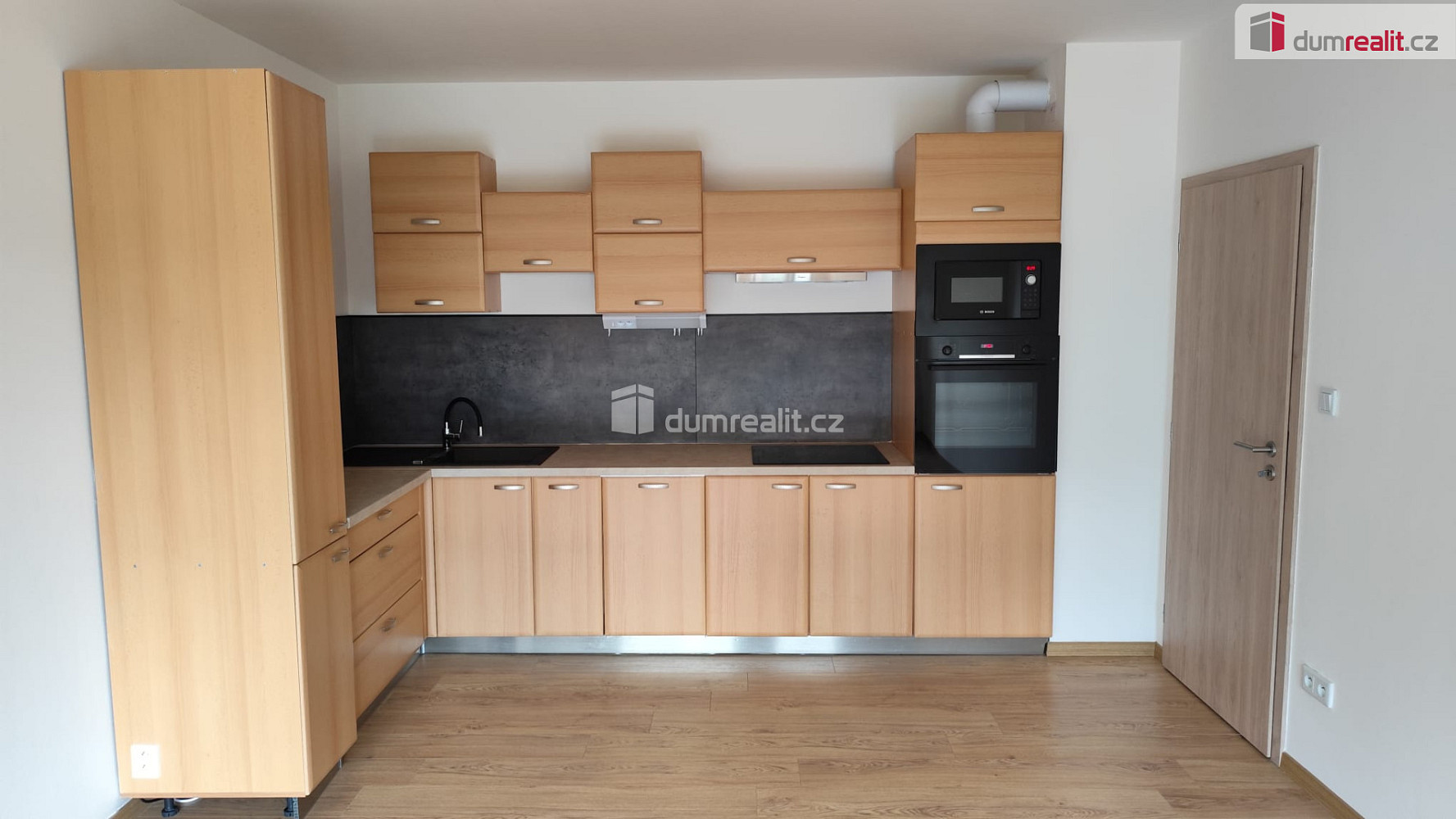 Prodej bytu 2+kk 66 m² – pohled 6