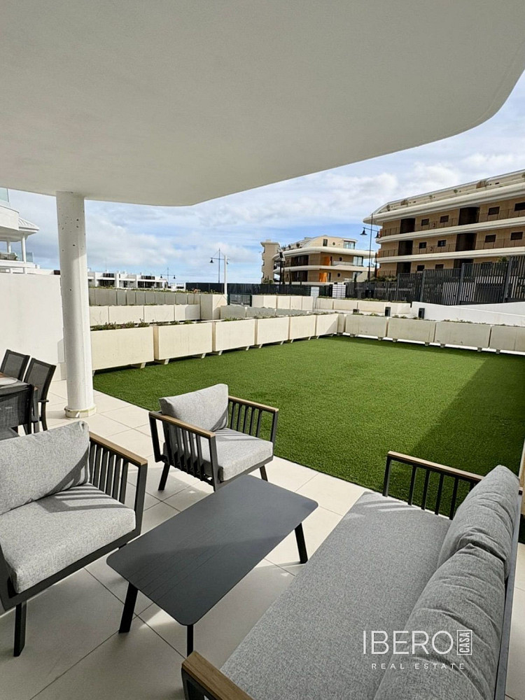 Piso 4+kk – Málaga, La Princesa, Carretera de Cádiz - Vista 3
