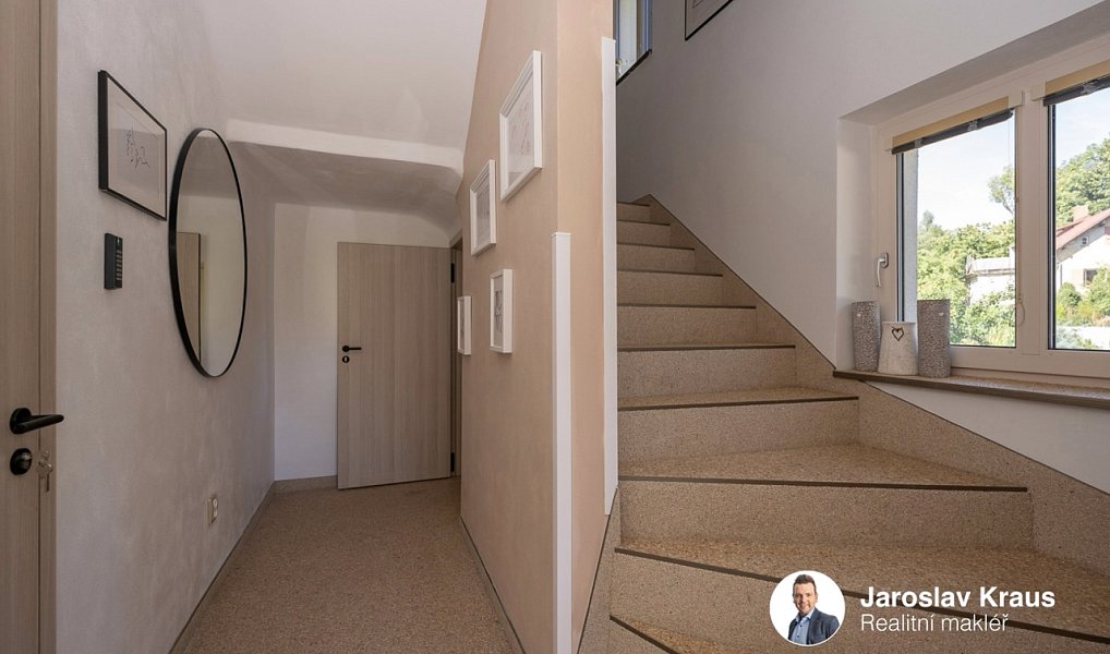 Prodej ubytovacího objektu 373 m², Roprachtice – náhled fotky 14